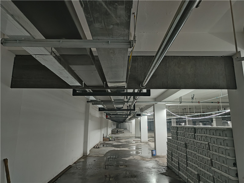 地下室固定硅酸钙板挡烟垂壁