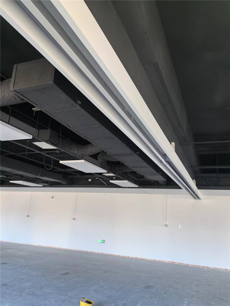 电动卷轴收起后效果图